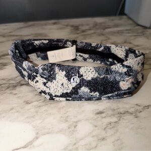 Lululemon headband
